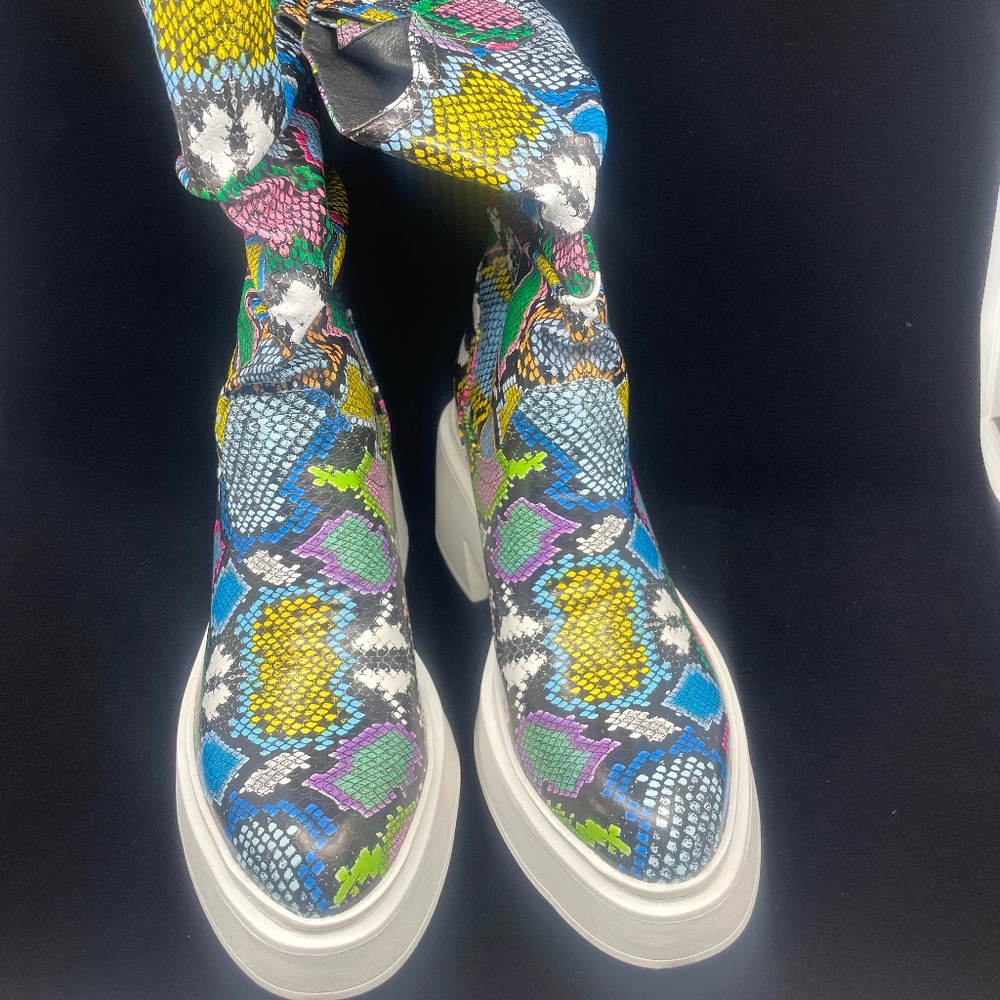 Mid Calf Colorful black/white Boots J-301